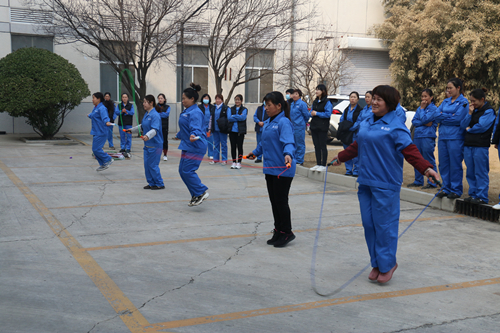 東綸公司舉辦“三八女神節(jié)”趣味運(yùn)動會活動